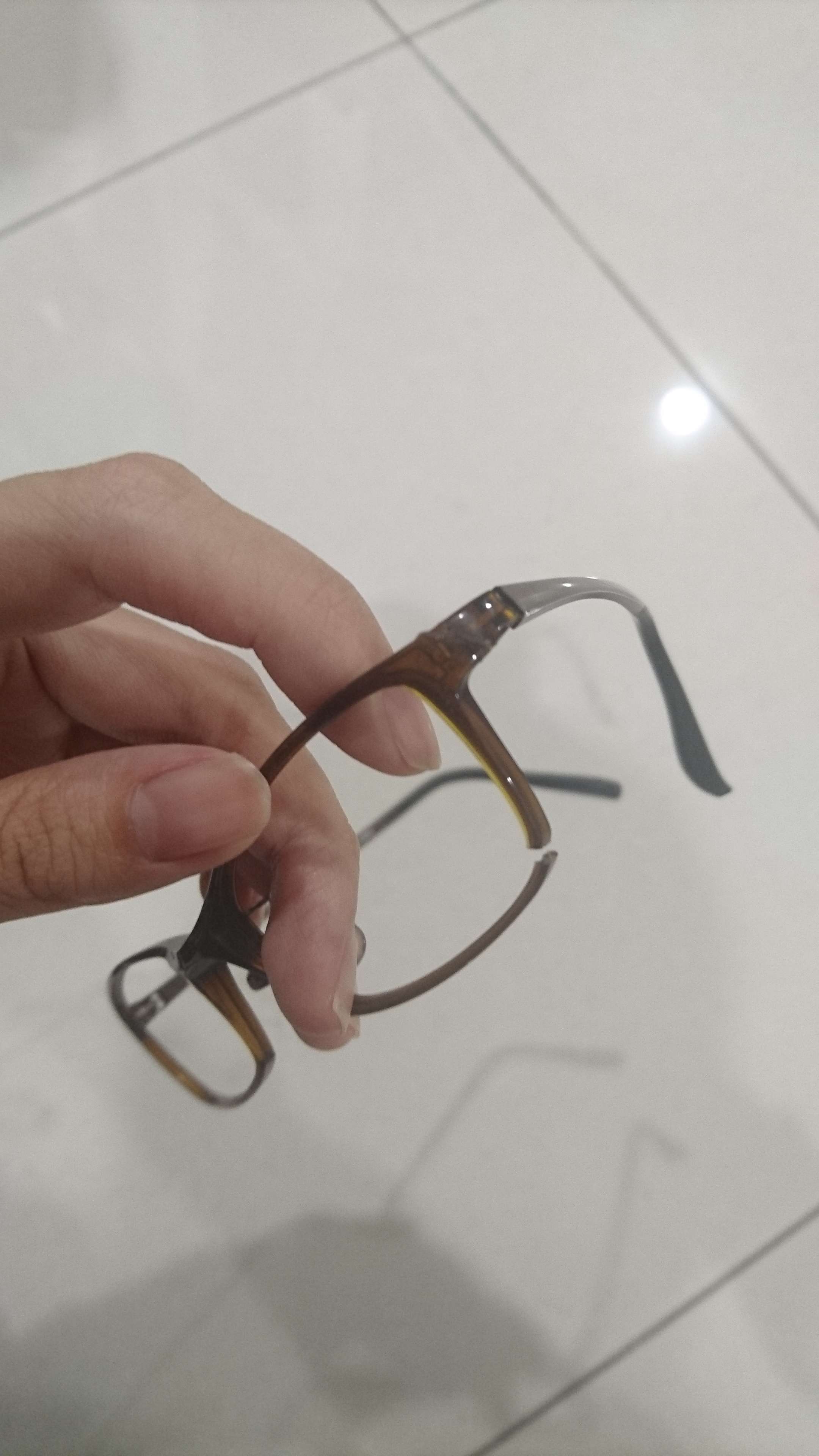 台南で眼鏡を買いました  在台南買眼鏡